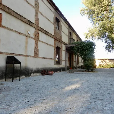Pansiyon La Resinera La Adrada