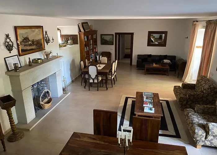 La Resinera * La Adrada